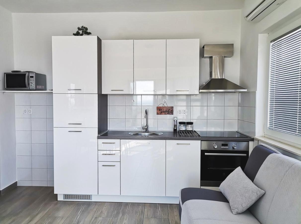 Apartmani Radic Primošten Kültér fotó