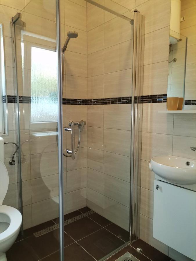 Apartmani Radic Primošten Kültér fotó