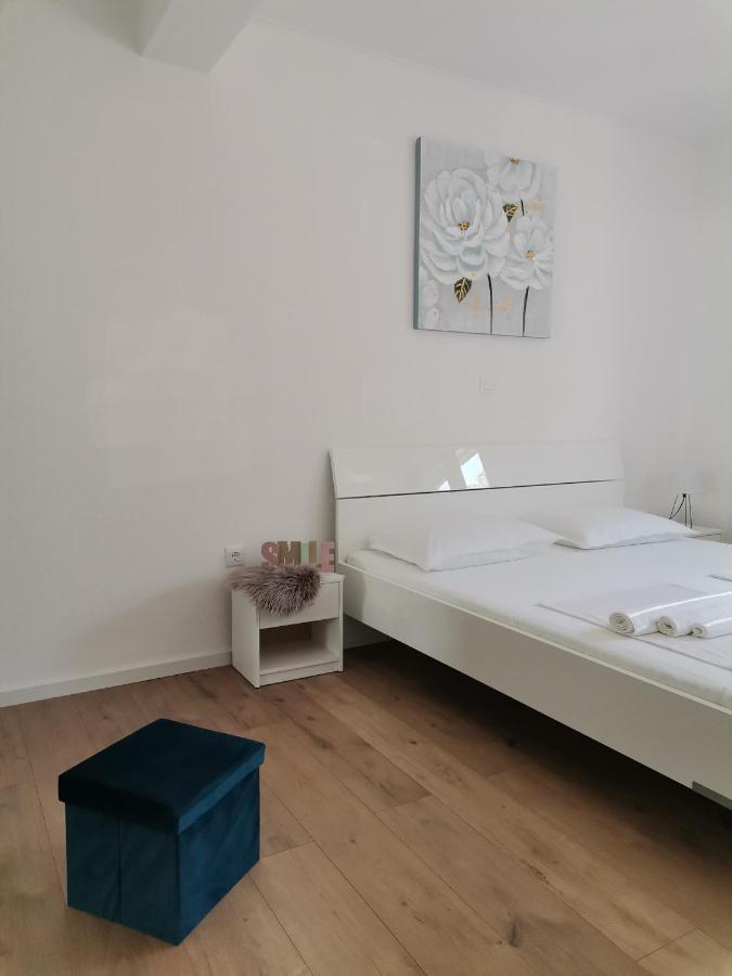 Apartmani Radic Primošten Kültér fotó